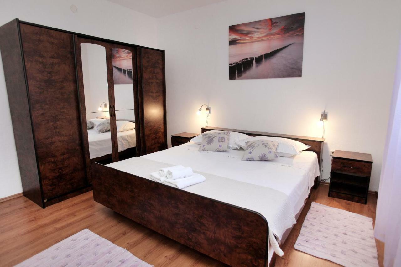 Apartman Tone Trogir Eksteriør billede