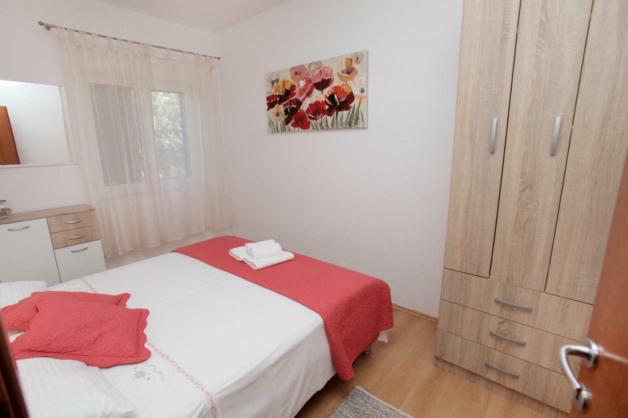 Apartman Tone Trogir Eksteriør billede