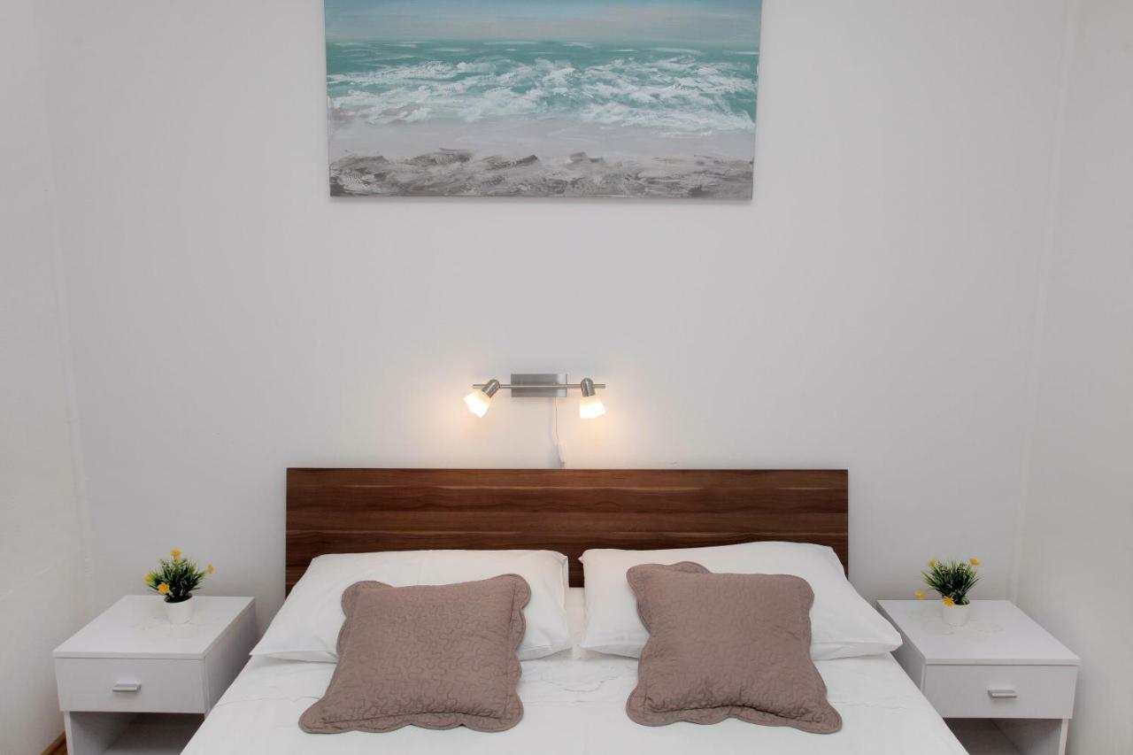 Apartman Tone Trogir Eksteriør billede