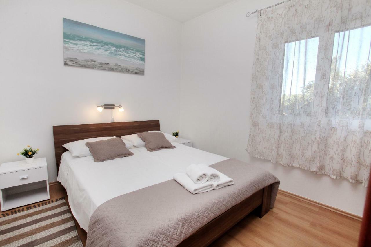 Apartman Tone Trogir Eksteriør billede